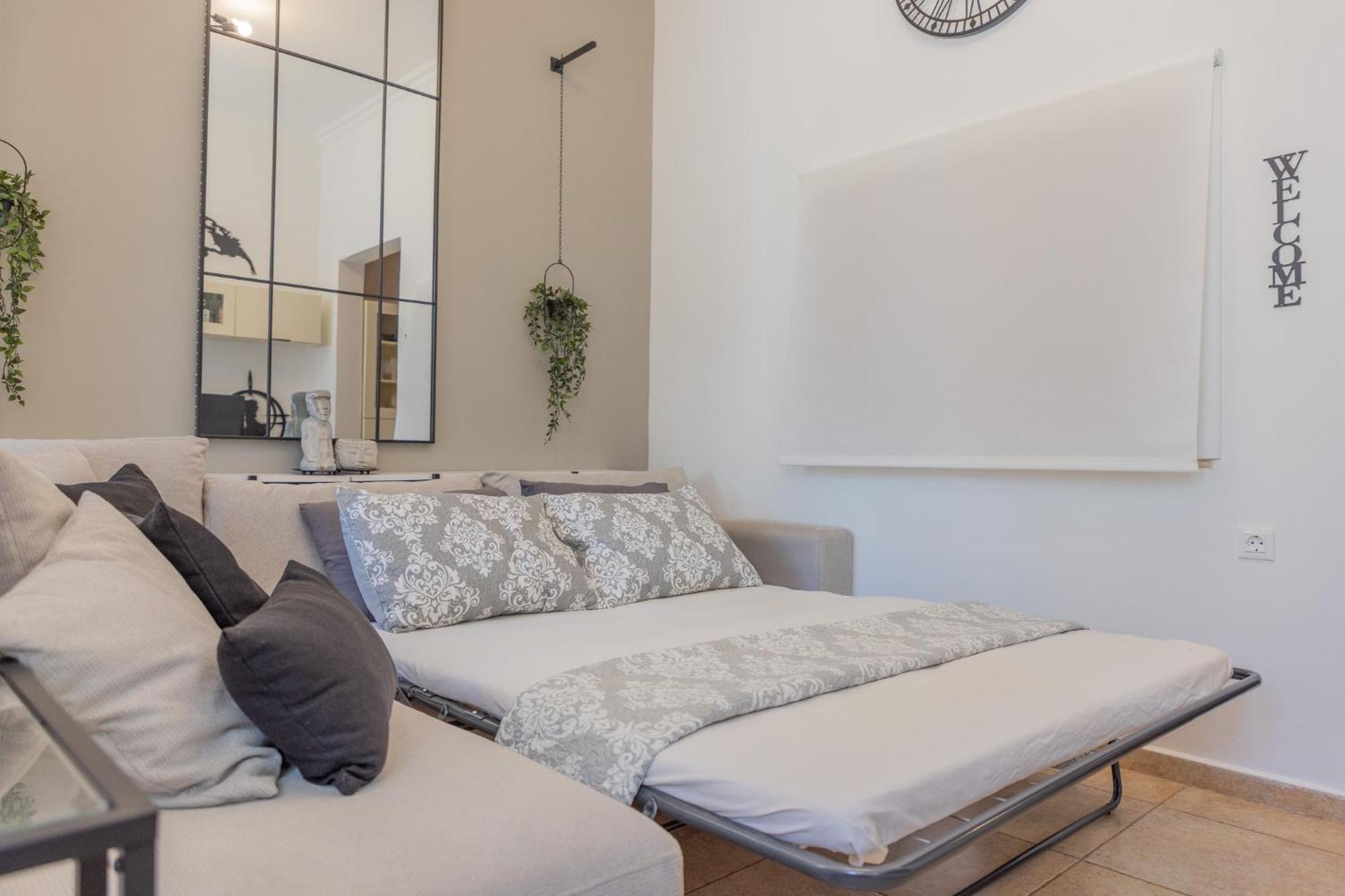 The Neo-classic Loft